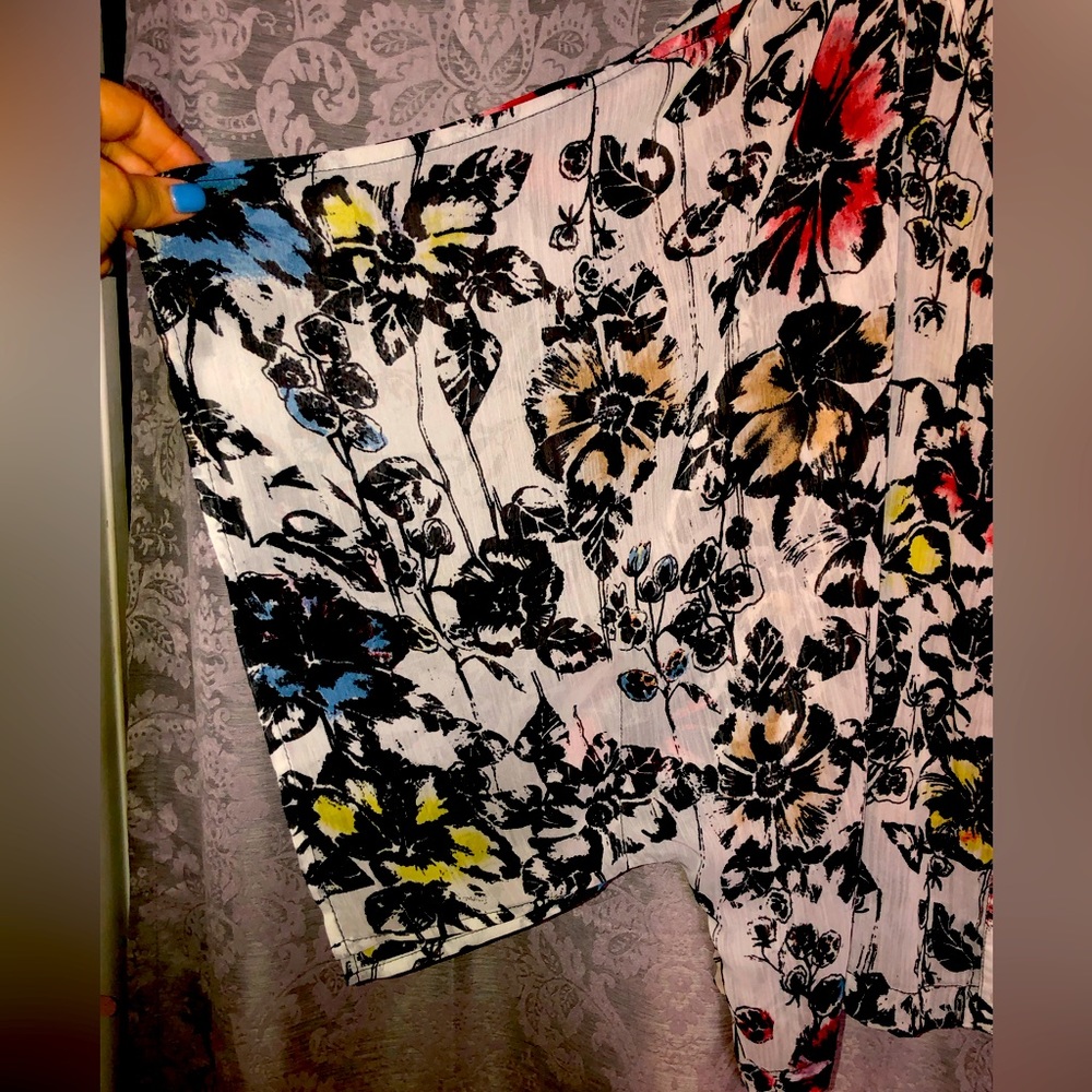 Torrid top - Picture 2 of 3